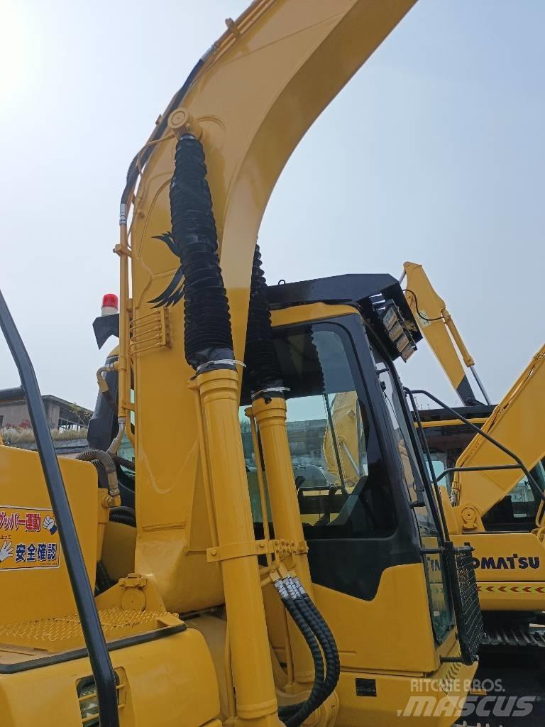 Komatsu PC130 대형 굴삭기 29톤 이상