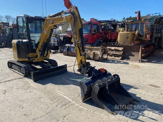 CAT 303 CR 소형 굴삭기 7톤 미만