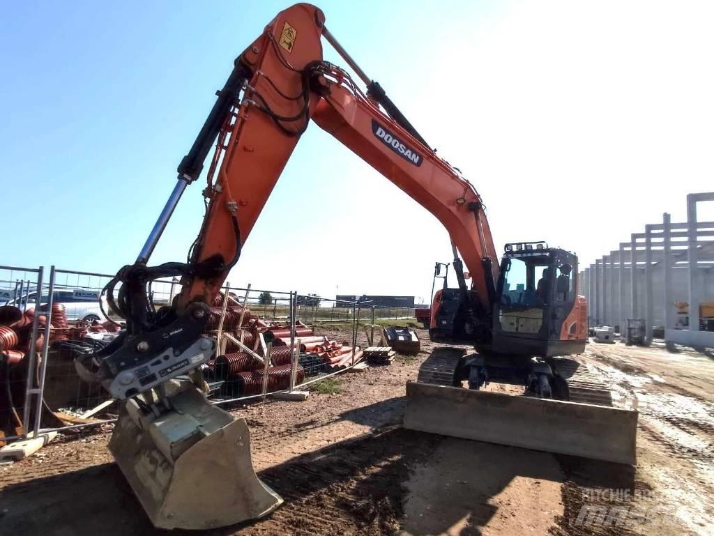 Doosan DX 235 LCR-5 대형 굴삭기 29톤 이상