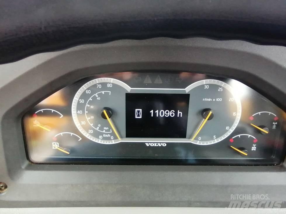 Volvo A 30 G 연결식 홀러