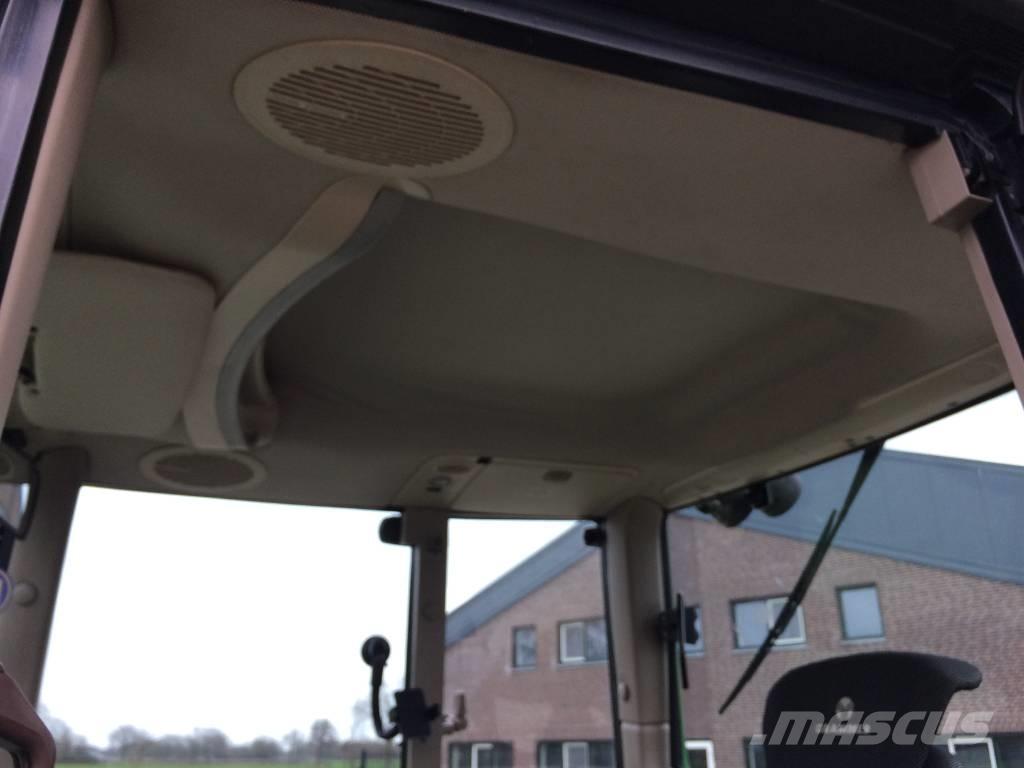 John Deere 6820 AP 트랙터