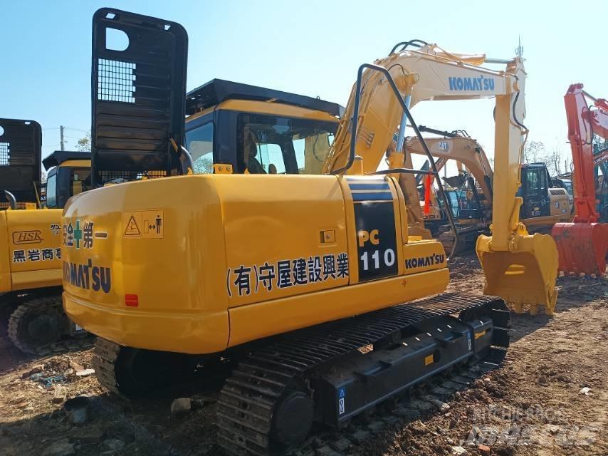 Komatsu PC110 중형굴삭기 7톤-28톤