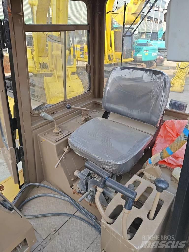 CAT D 6 G 크롤러 도저