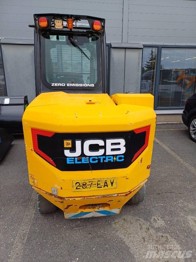 JCB Teletrukki 전동 지게차