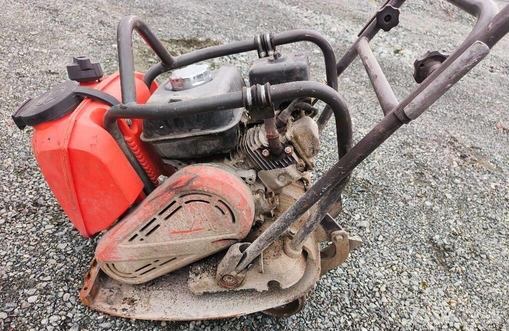 Husqvarna LF 7S 진동롤러