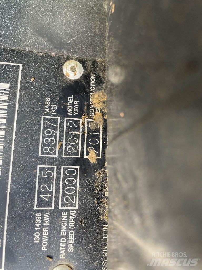 Bobcat E 80 중형굴삭기 7톤-28톤
