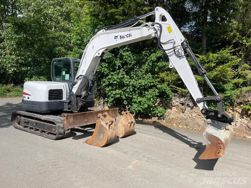 Bobcat E 80 중형굴삭기 7톤-28톤