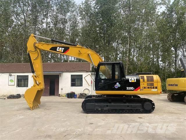 CAT 320D2 대형 굴삭기 29톤 이상