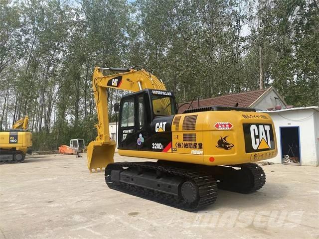 CAT 320D2 대형 굴삭기 29톤 이상