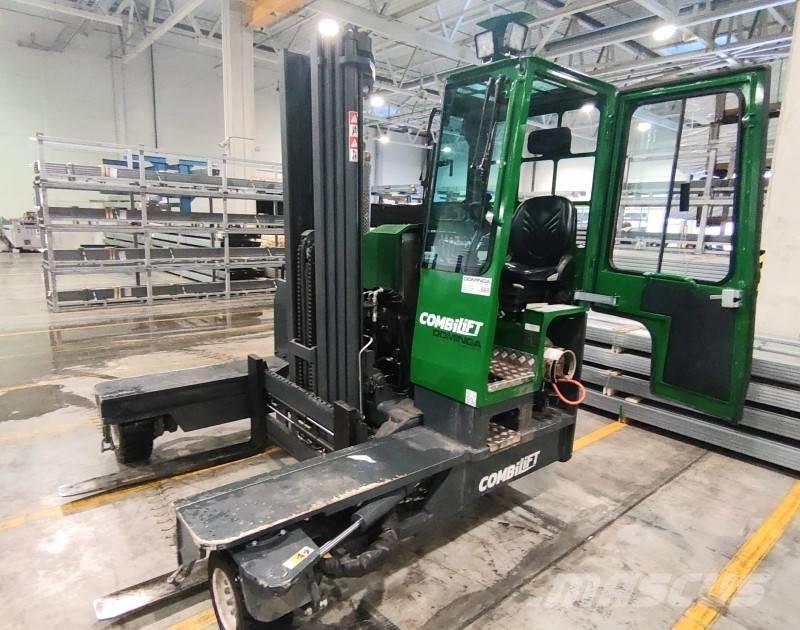 Combilift C 4000 4방향 리치트럭