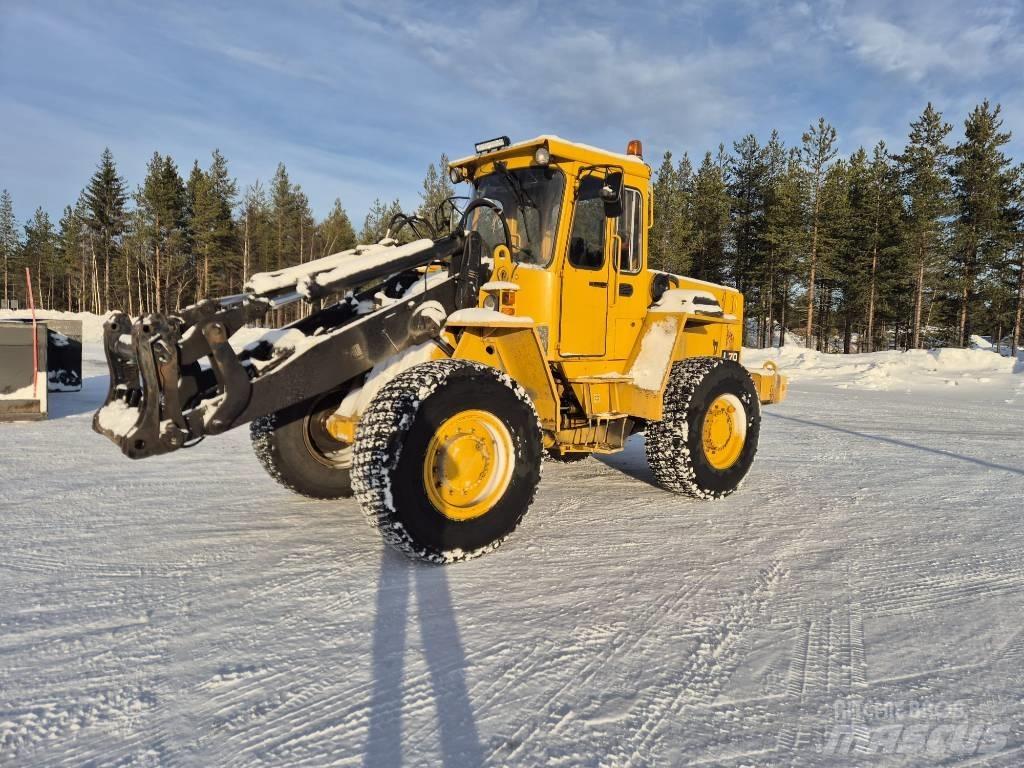 Volvo L 70  휠로우더