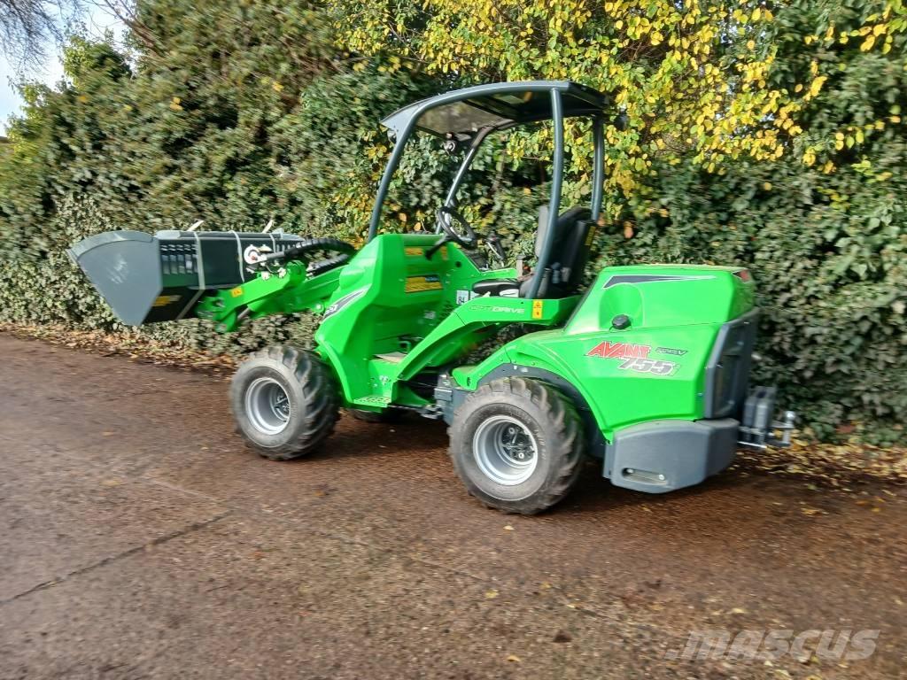 Ex Demo Avant 755i 미니 로더