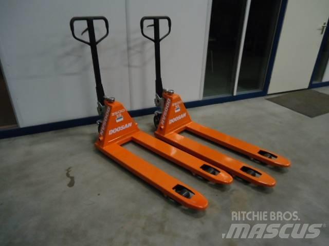 Doosan Pallettruck 핸드파레트 트럭