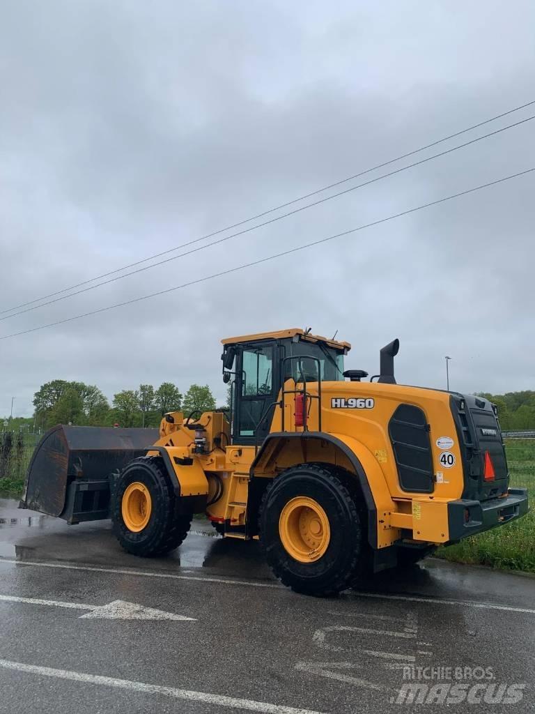 Hyundai HL 960  휠로우더