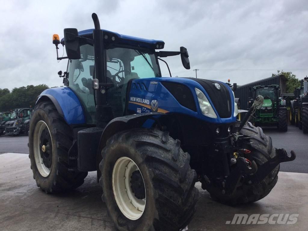 New Holland T7 270 트랙터