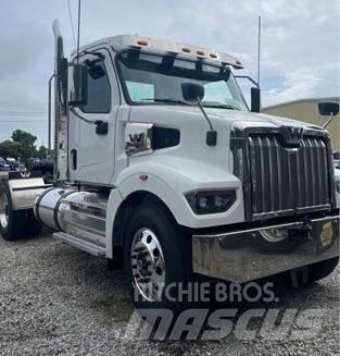 Western Star 47X 트랙터 유닛