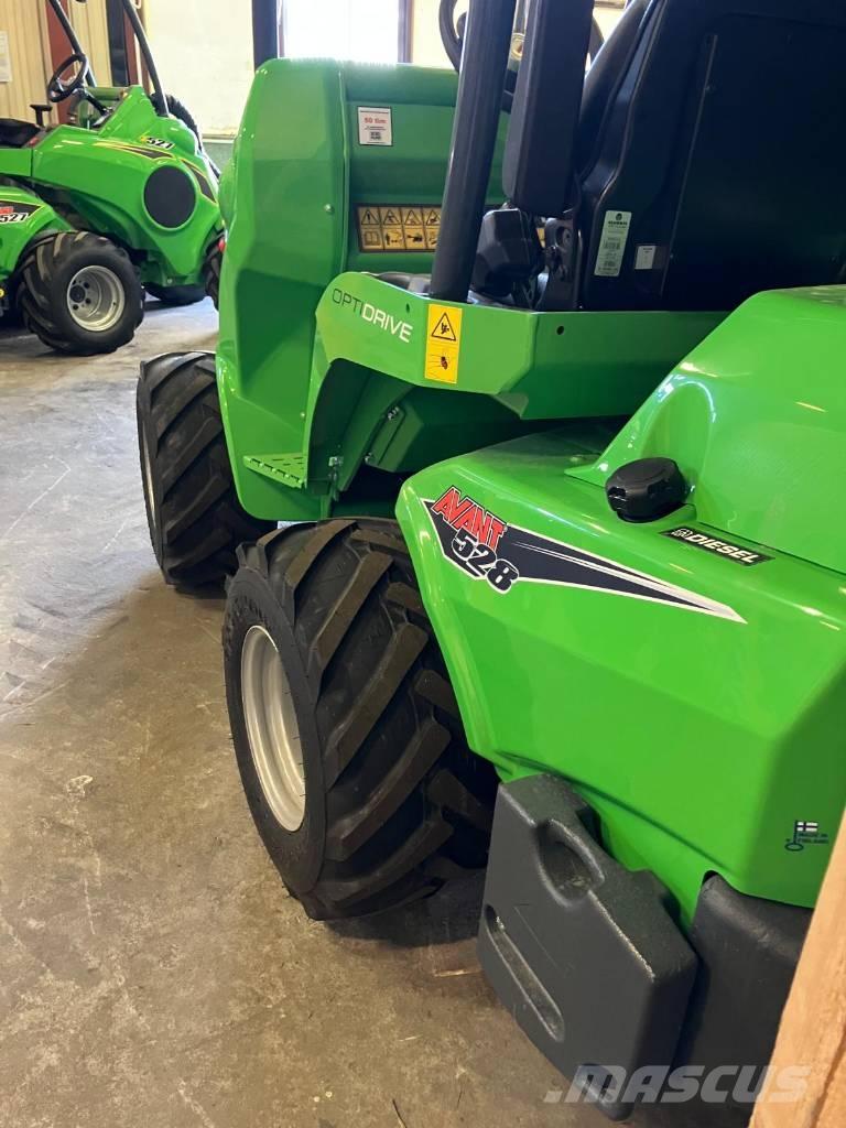 Avant Avant 528  스키드로더