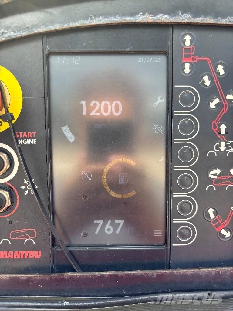 Manitou 200 ATJ 관절형 전동이동 리프트