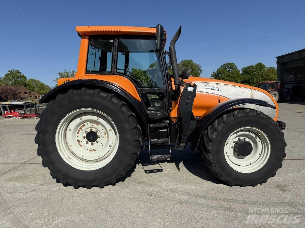 Valtra T 170 트랙터