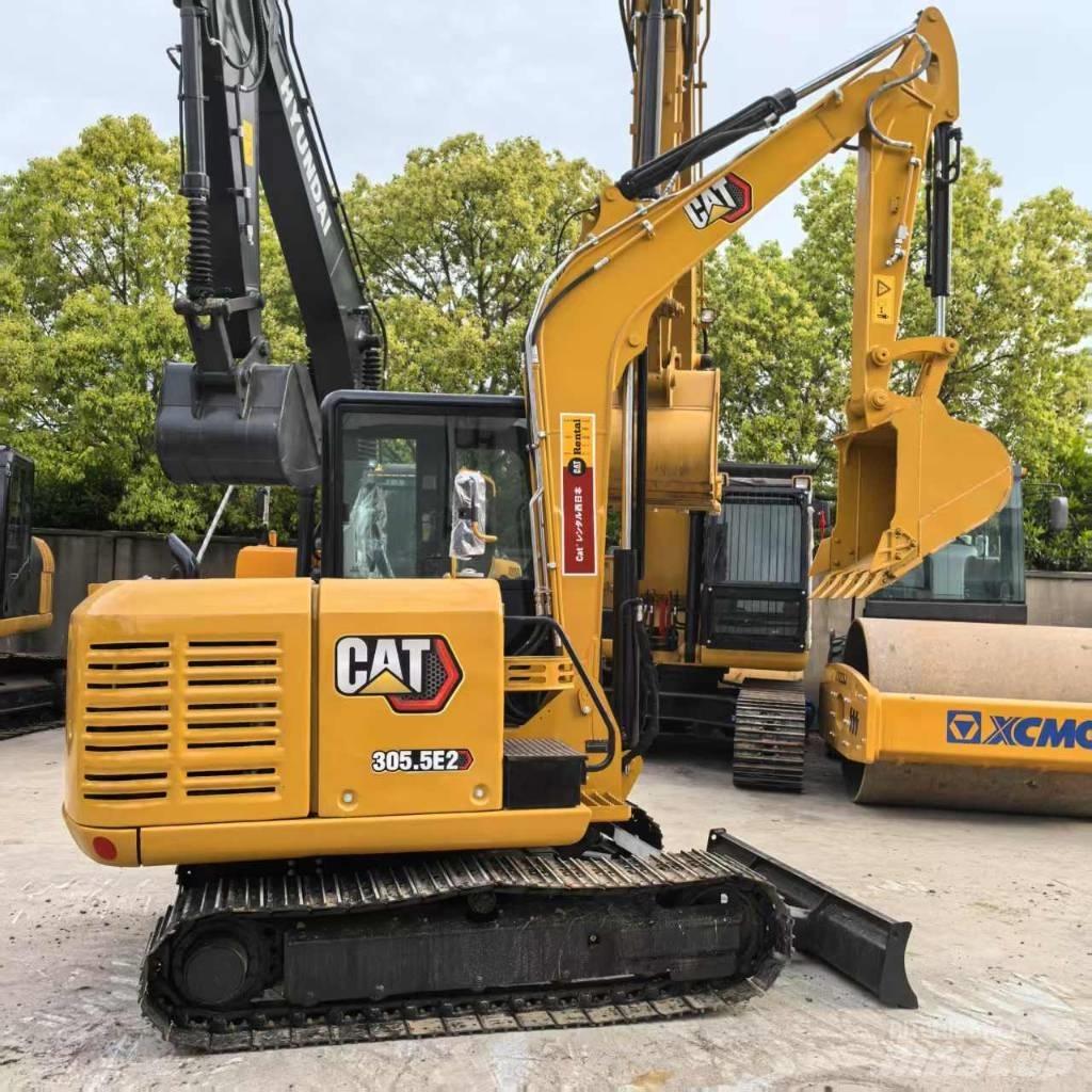 CAT 305.5E2 소형 굴삭기 7톤 미만