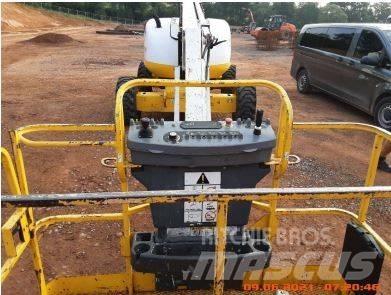 JLG 600 AJ 관절형 전동이동 리프트
