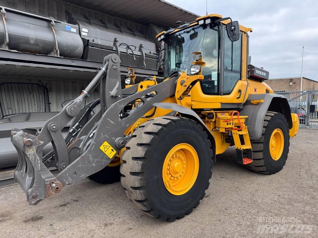Volvo L90H  휠로우더