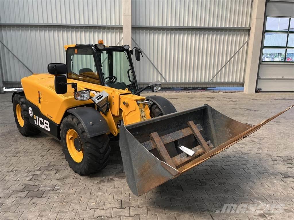 JCB 525-60 Hi Viz 농업용 텔레 핸들러