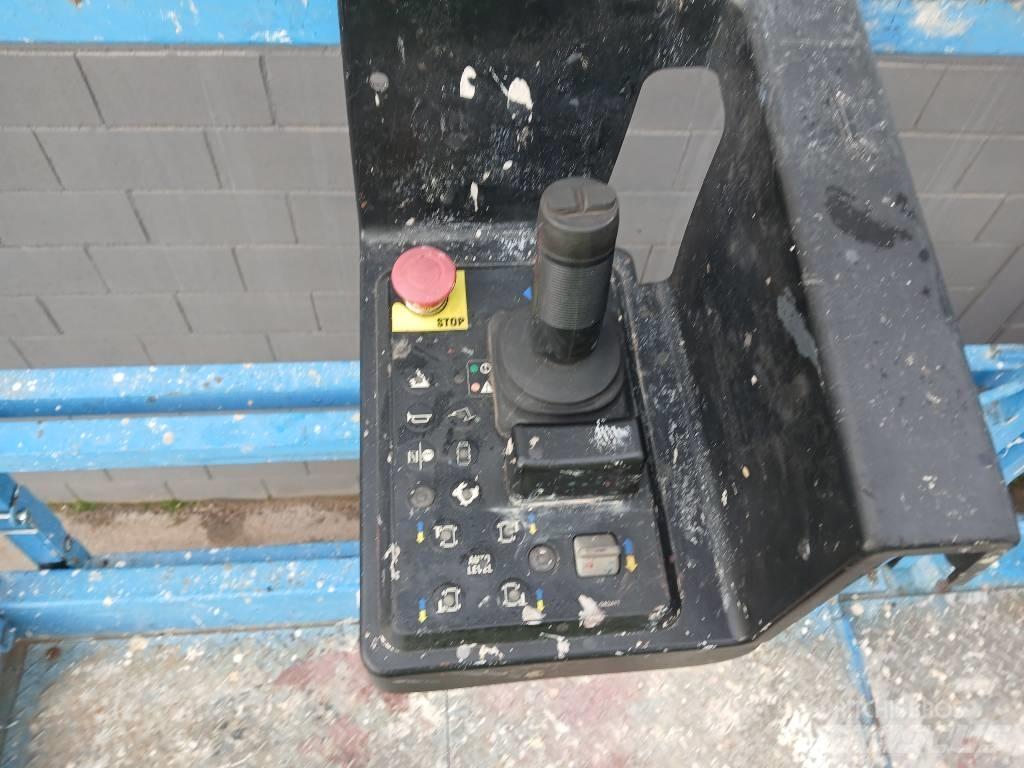 Genie GS5390RT 가위형 리프트