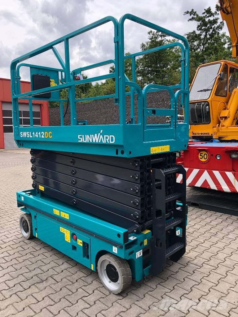 Sunward SWSL1412DC 가위형 리프트