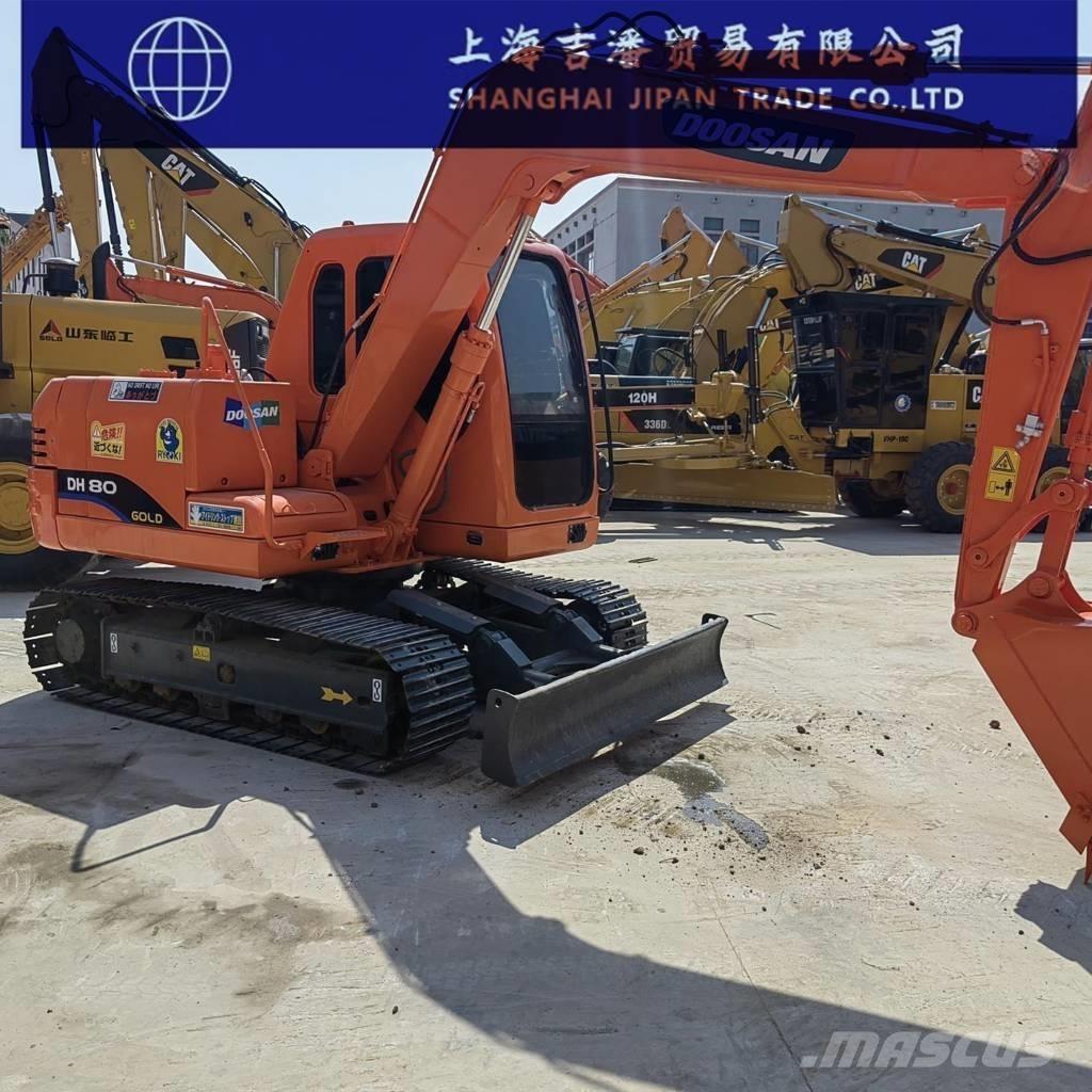 Doosan DH 80 중형굴삭기 7톤-28톤