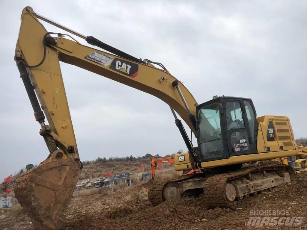 CAT 320 GC 대형 굴삭기 29톤 이상
