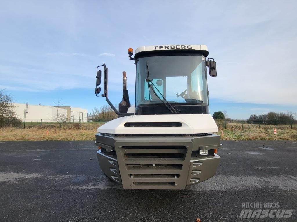 Terberg RT223 터미널 트랙터