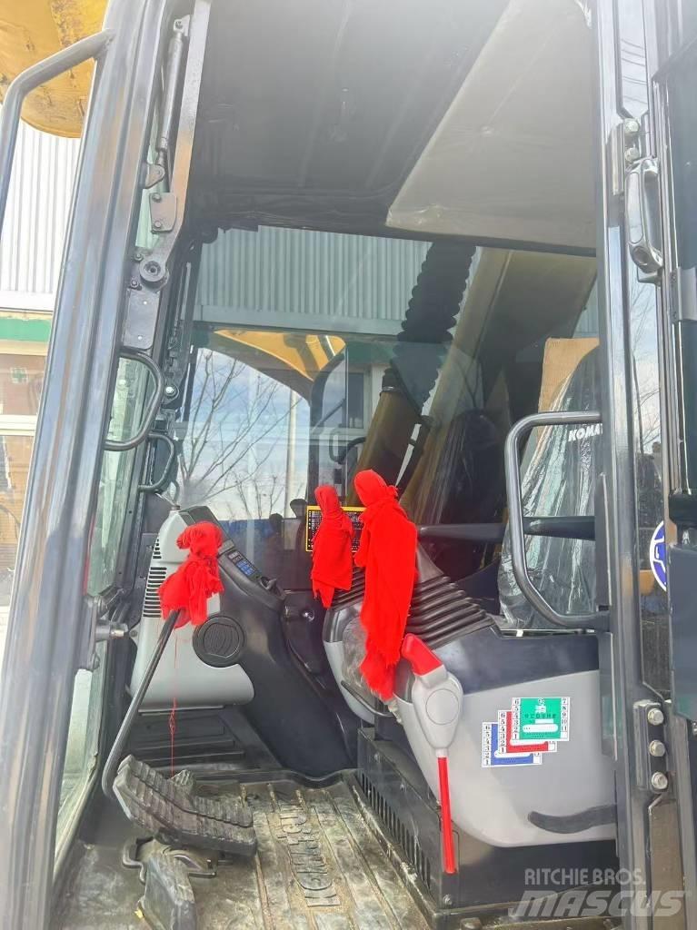 Komatsu PC 70 대형 굴삭기 29톤 이상