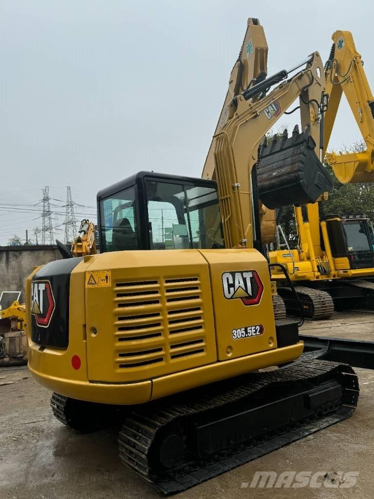 CAT 305.5 소형 굴삭기 7톤 미만