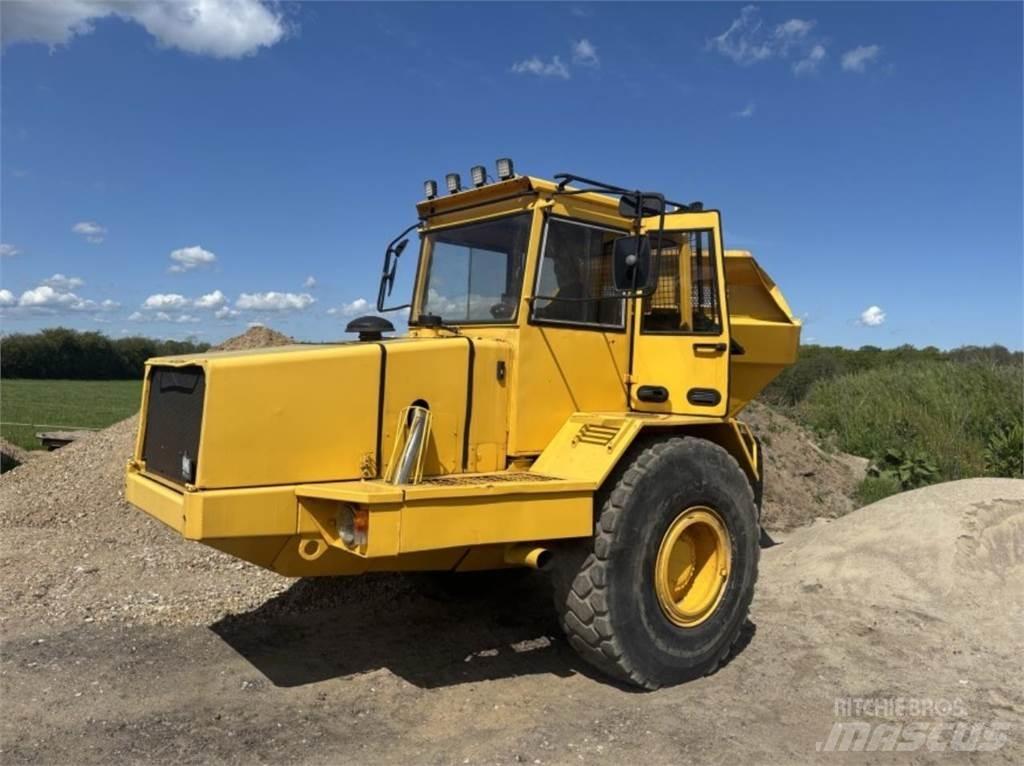 Volvo A20 건설현장 덤프트럭