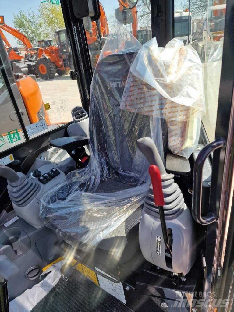 Hitachi ZX48U-6 소형 굴삭기 7톤 미만