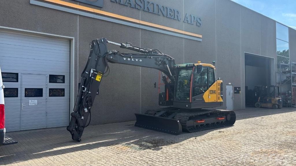Volvo ECR 145 FL 대형 굴삭기 29톤 이상