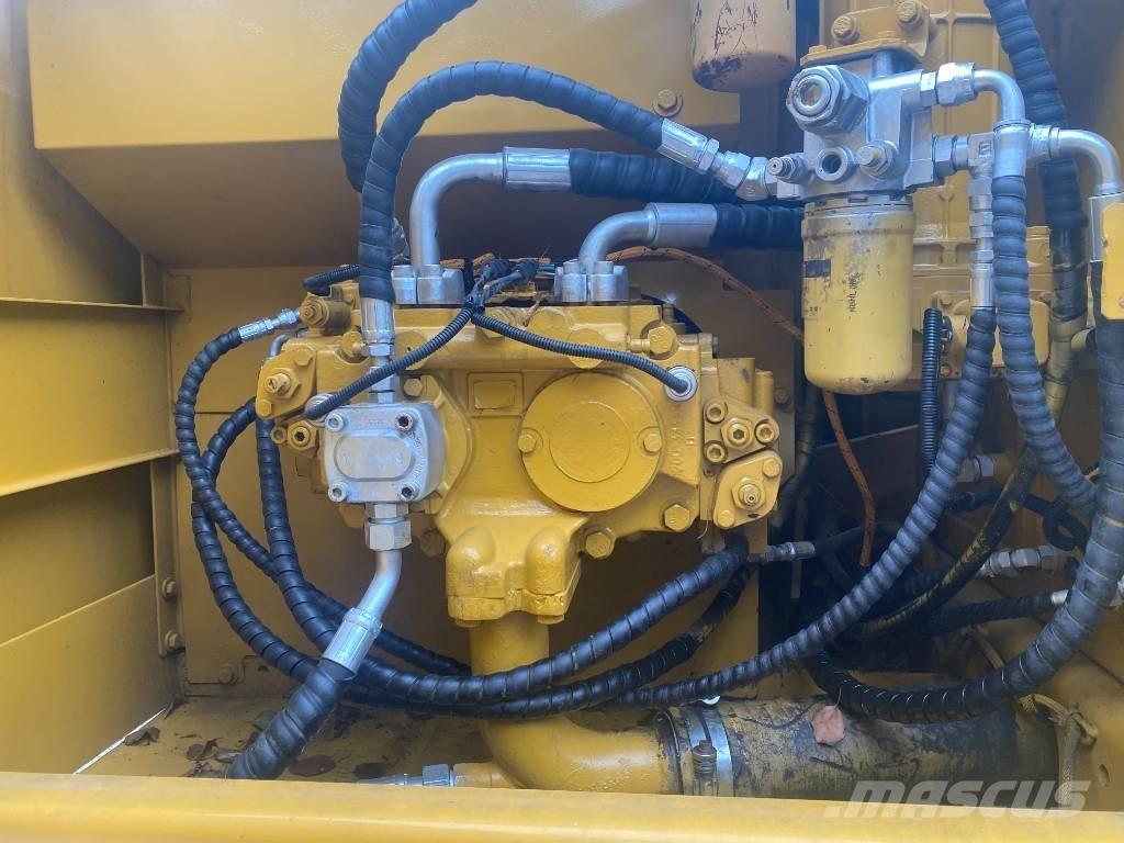 CAT 320 C L 대형 굴삭기 29톤 이상