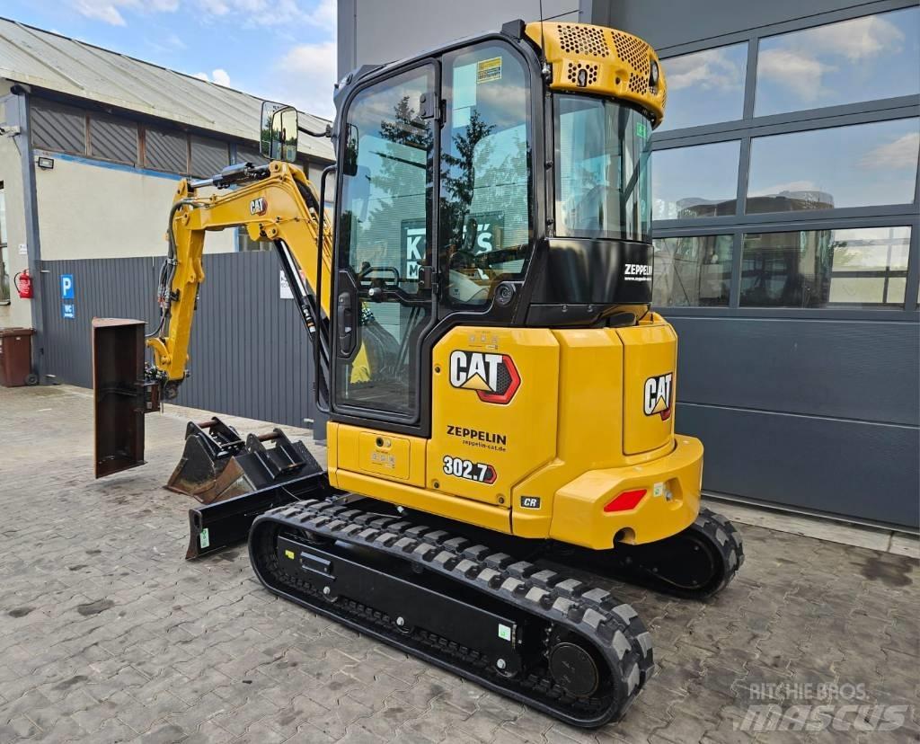 CAT 302.7 CR 소형 굴삭기 7톤 미만