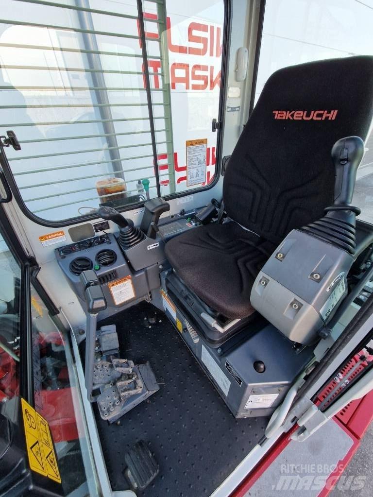 Takeuchi TB 153 FR 소형 굴삭기 7톤 미만