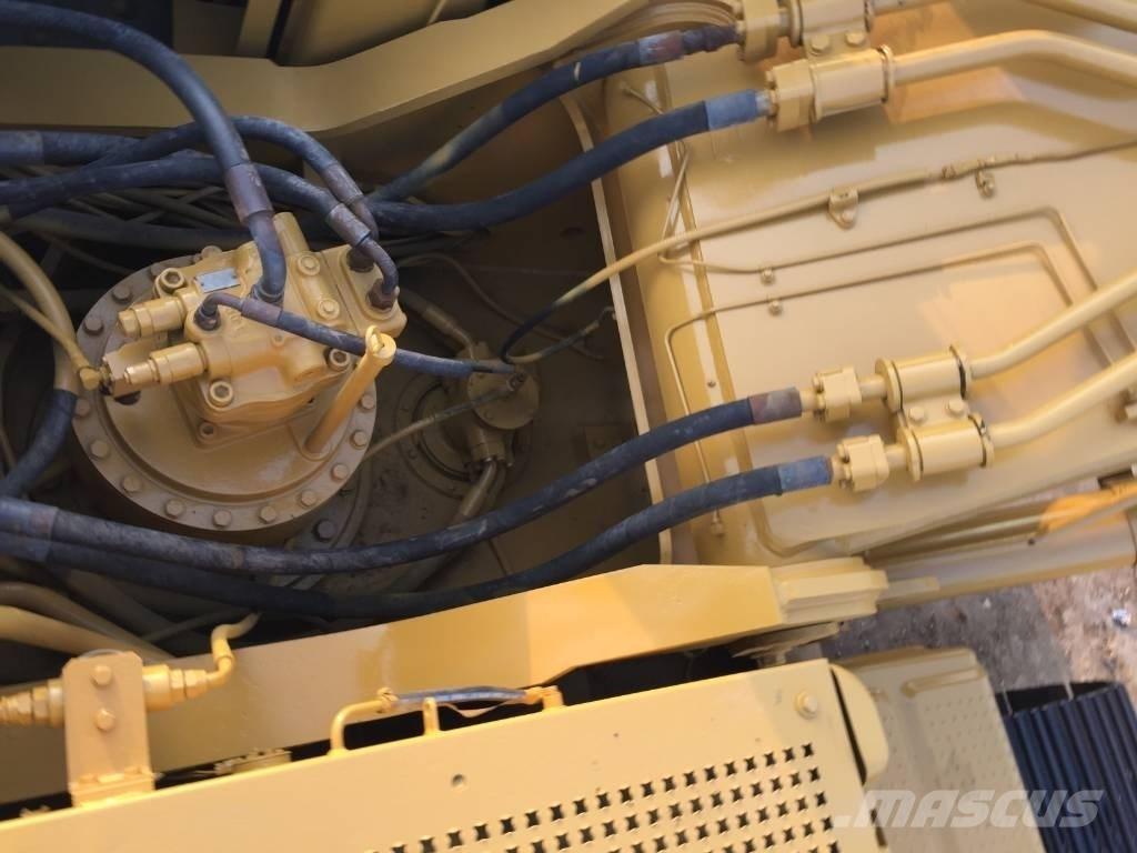 CAT 330 B 대형 굴삭기 29톤 이상