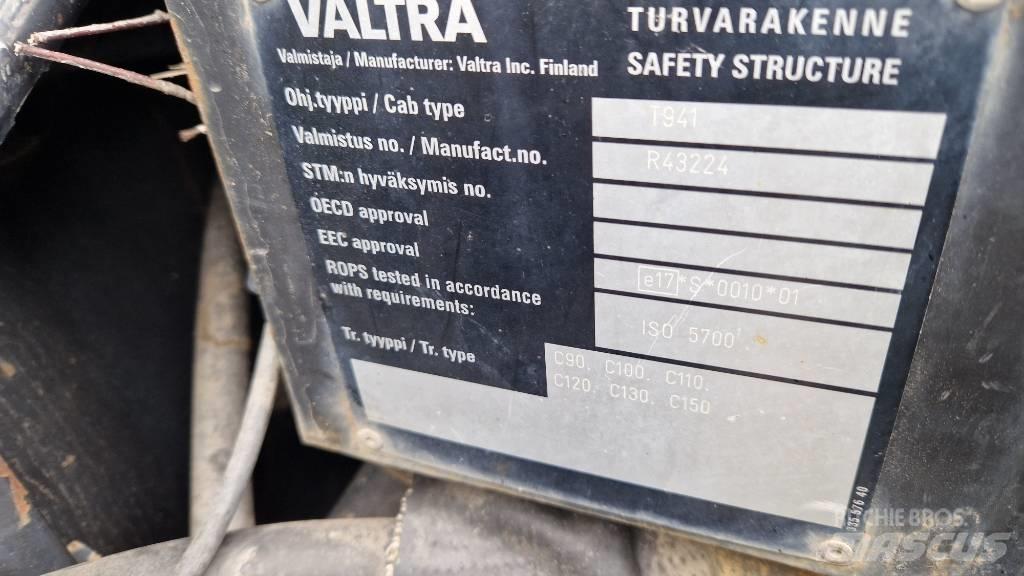 Valtra C 120 트랙터