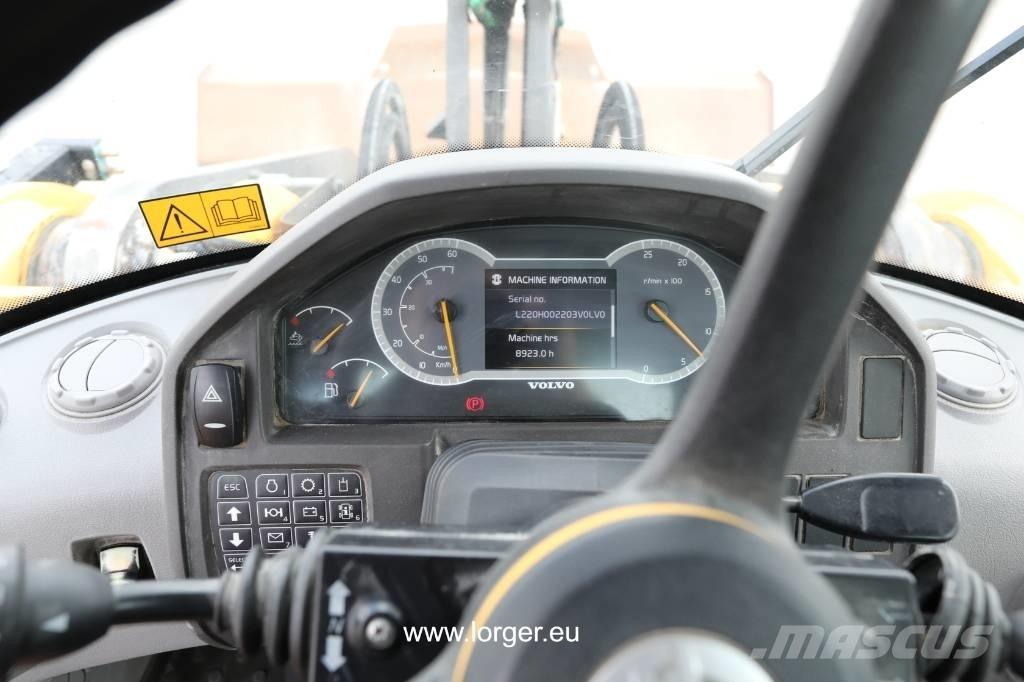 Volvo L 220 H  휠로우더