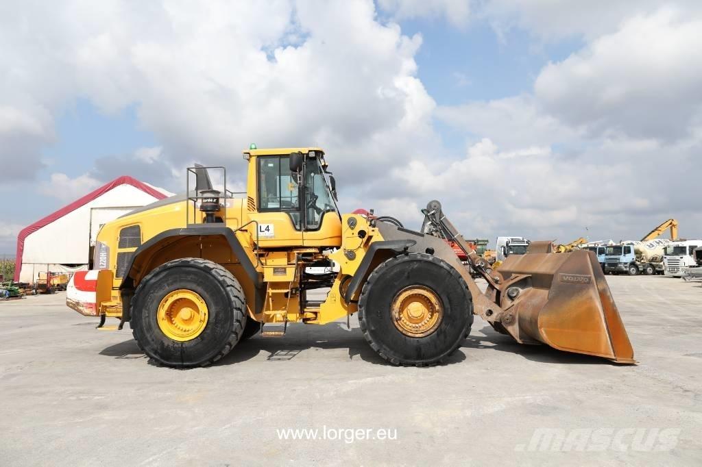 Volvo L 220 H  휠로우더