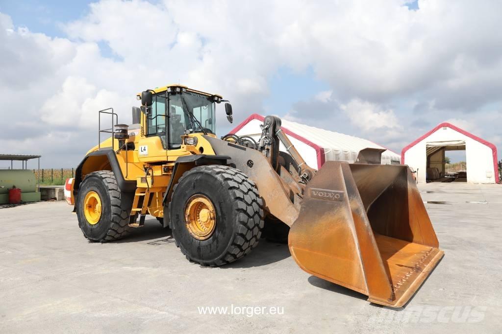 Volvo L 220 H  휠로우더