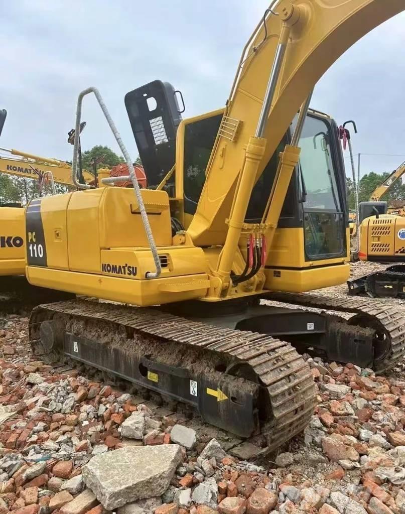 Komatsu PC 110 대형 굴삭기 29톤 이상