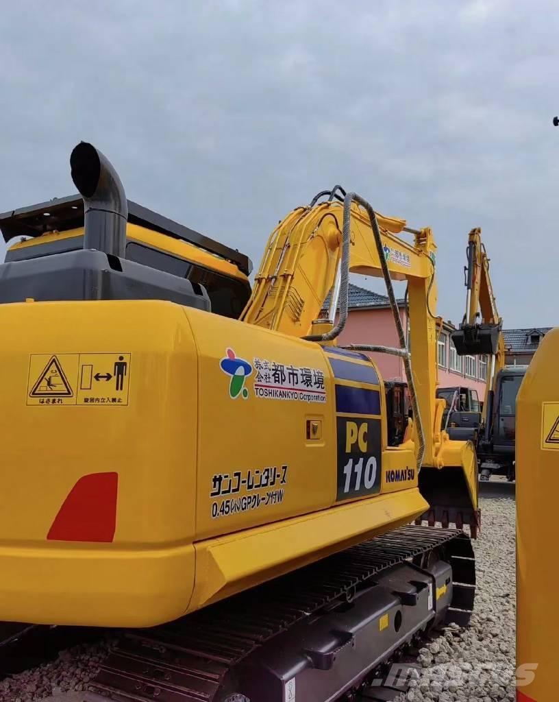 Komatsu PC 110 대형 굴삭기 29톤 이상