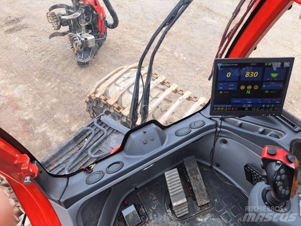 Komatsu 901 원목 하베스터