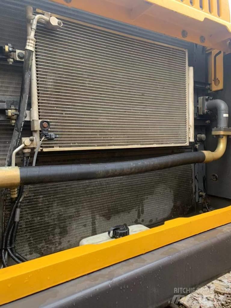 Volvo EC 300 D L 대형 굴삭기 29톤 이상