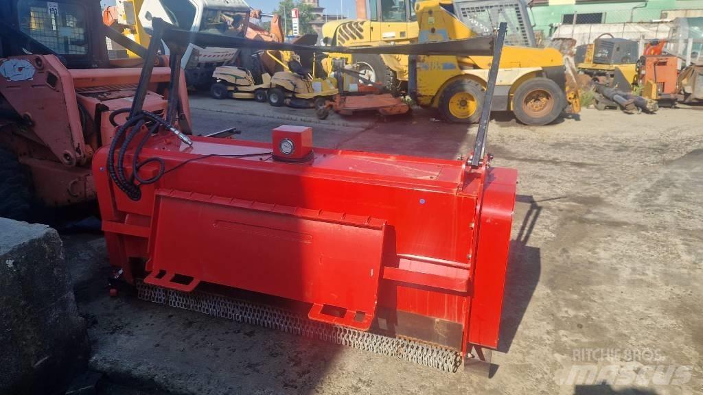 CAT ASV RC100  스키드로더
